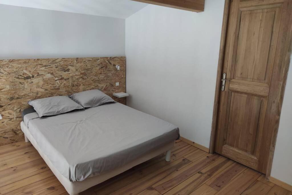 Logement Tout Confort Au Calme Entre Saint Tropez Et Les Gorges Du Verdon Le Thoronet Bagian luar foto